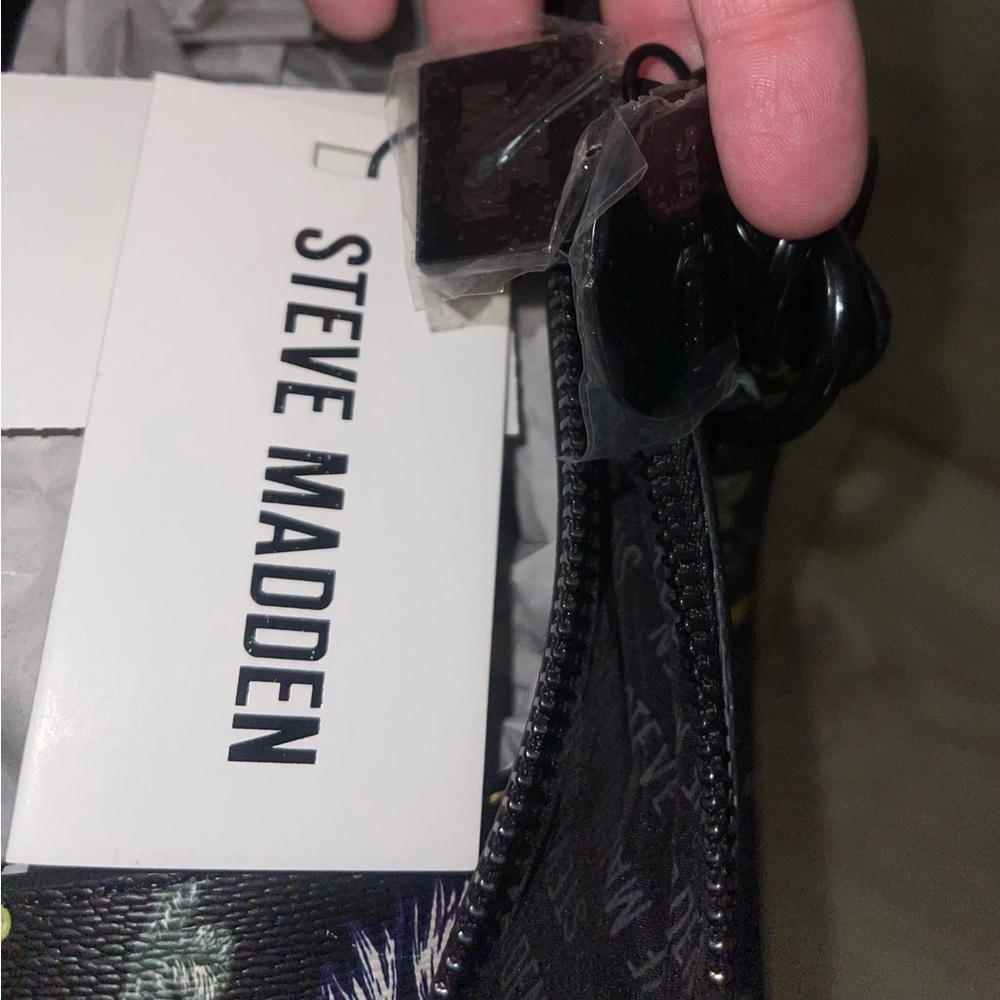 NWT Steve Madden Floral Black Tote Bag - Picture 4 of 10